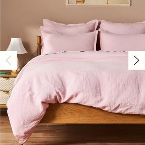 Anthropologie luxurious linen duvet cover with two shams.